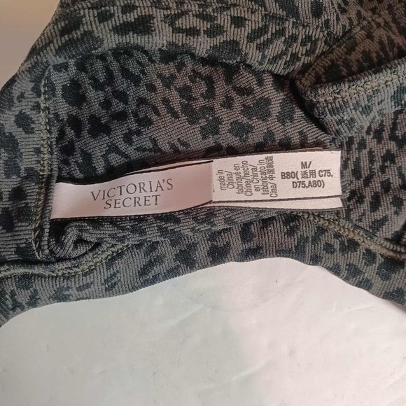 Victoria's Secret M Wireless Lounge Sports Bra Bralette Leopard Print Black Grey - Picture 3 of 7